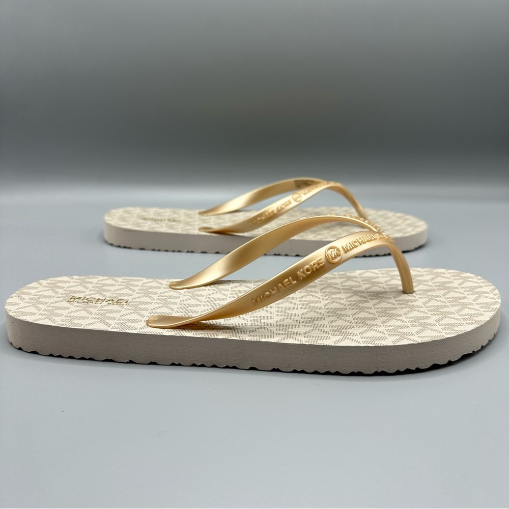 Michael Kors Logo Flip Flops Summer Flats Women’s Size 10M - Picture 3 of 9
